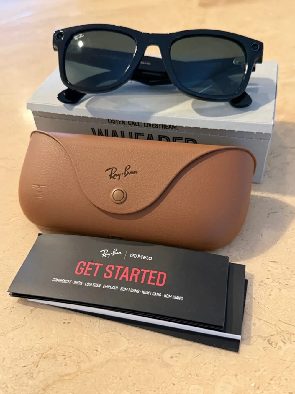 Ray-Ban Meta Sunglasses w/ Charging Case GEN 1 - Picture 1 of 7
